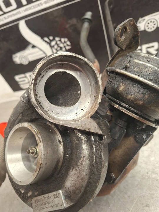 MERCEDES W203 2.7 CDI TURBINE A6120960499