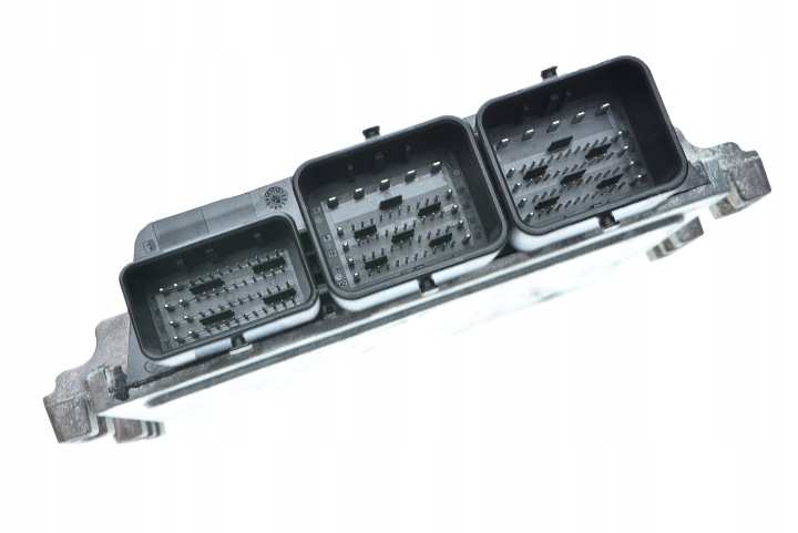 ORDINATEUR C-MAX S180133052C AV61-12A650-BLB DESCRIPTION