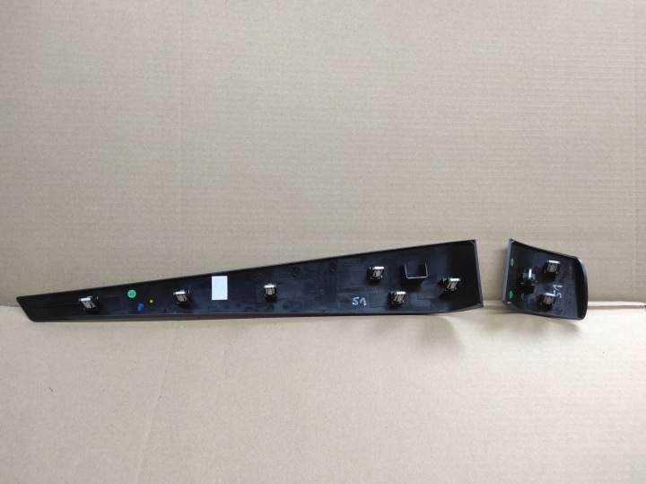 BAGUETTES TABLEAU DE BORD INSTRUMENTATION CONSOLES RENAULT LAGUNA III 684200003R 684210004R