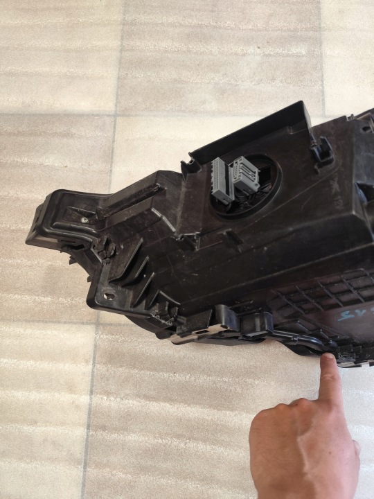 PROJECTEUR DROIT VOLVO XC60 II 2017- NR ORIGINE 32342515