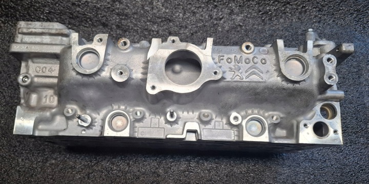 CULASSE RÉGÉNÉRÉE PEUGEOT 2.0 BLUE HDI 9807255910 9806792610F TOYOTA