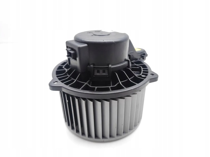 KIA CEED VENTILATEUR CONDUIT D'AIR VENTILATEUR 1.4 T-GDI ESSENCE 103KW (140 HP)