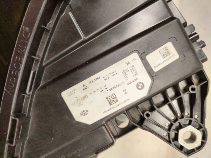 BMW X1 U11 COMPLET LED AVANT CÔTÉ DROITE 5A9A222-01