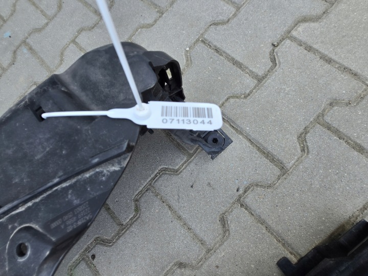 JALOUSIE SUPÉRIEURE INFÉRIEURE PARE-CHOCS BMW 5 G30 G31 LCI LIFT ORIGINAL