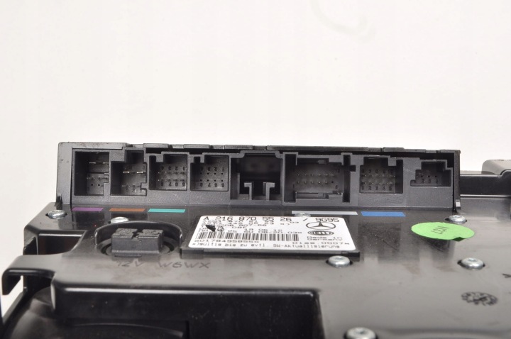 MERCEDES W221 LIFT ÉCLAIRAGE AMPOULE CABINES INTÉRIEUR A2168705526