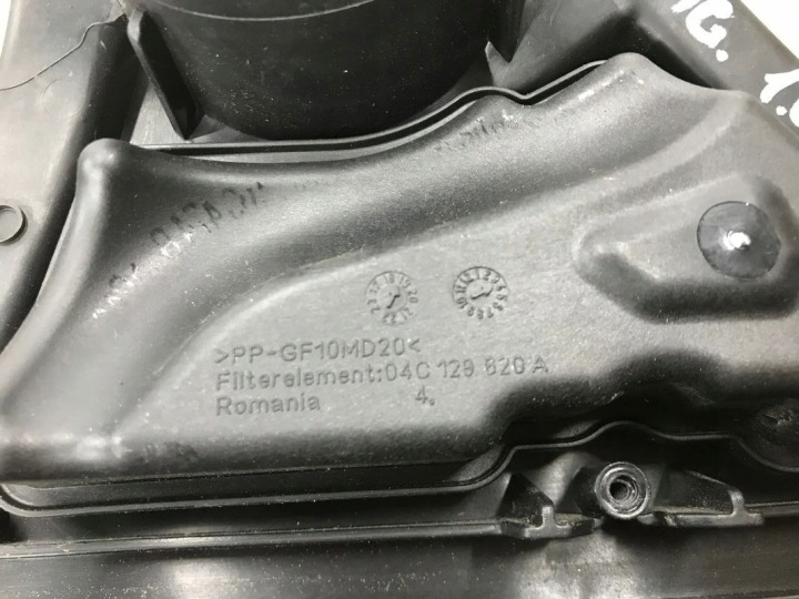 CHÂSSIS FILTRE AIR VW AUDI SEAT 1.0 TFSI 04C129601M