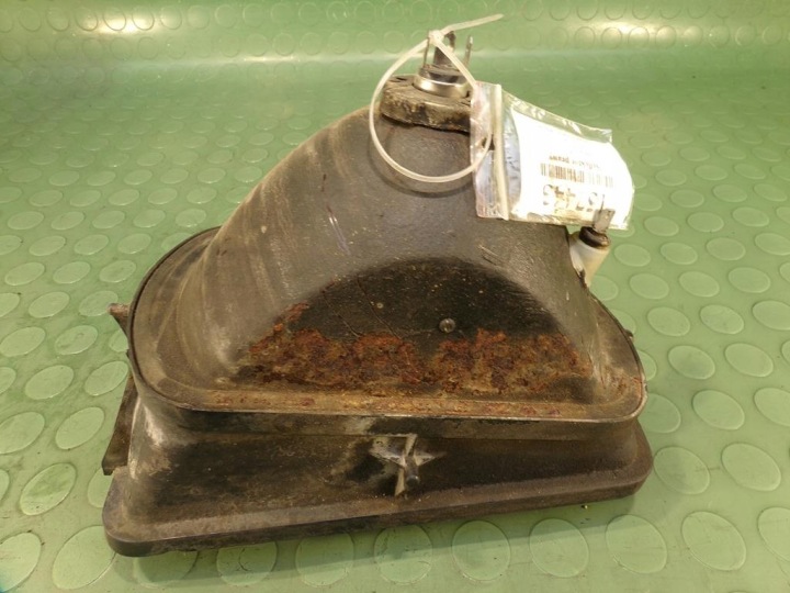 LADA 2105 1988R PROJECTEUR PHARE DROITE AVANT