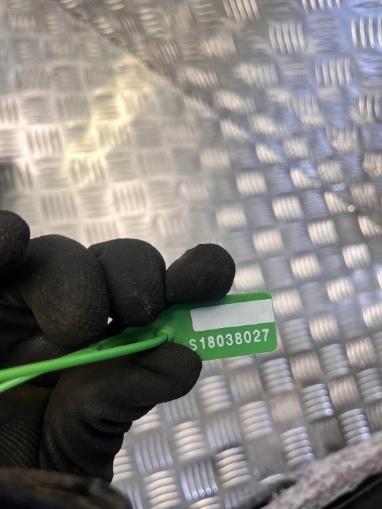 GLISSIÈRE PARE-CHOCS DROIT ARRIÈRE BMW 5 G31 MODULE 8066752