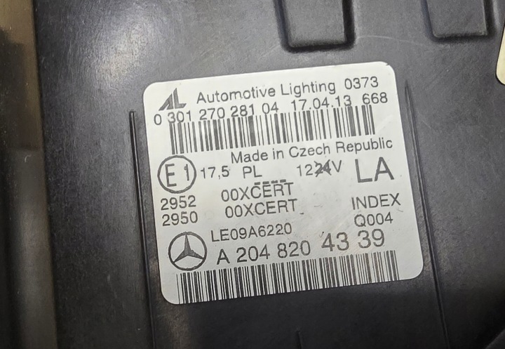 MERCEDES C W204 RESTYLAGE LIFT 11-14 PHARE AVANT BI-XENON ILS A2048204339