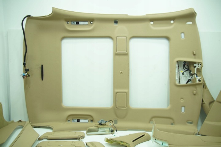 MILIEU PAVILLON POTEAU GARNITURE PROTECTION 8K67 MERCEDES W221 LIFT LONG