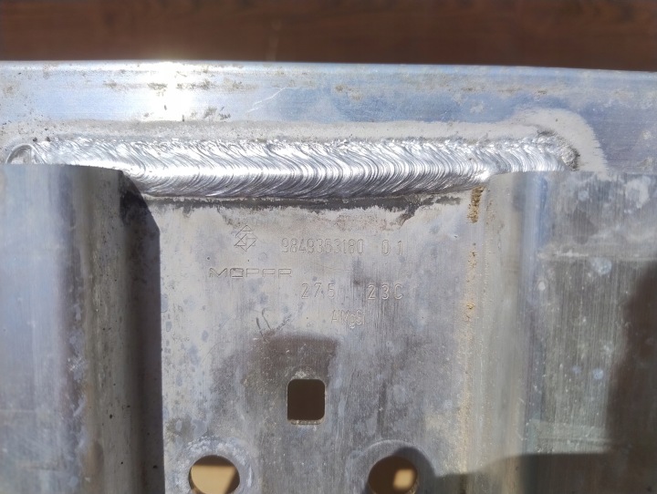 JEEP AVENGER POUTRE SUPÉRIEURE INFÉRIEURE RENFORCEMENT PARE-CHOCS AVANT BON ÉTAT ORIGINAL
