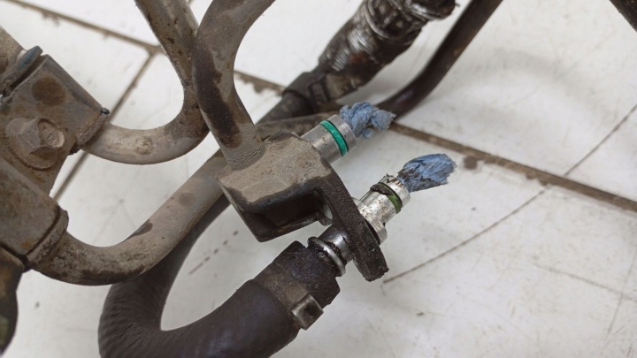 VOLVO V70 09R FIL AMPLIFICATEUR 30793641
