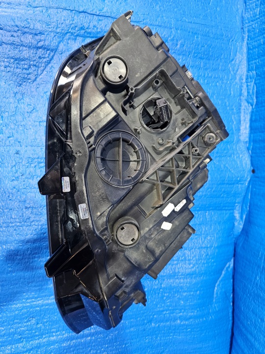 PHARE PROJECTEUR GAUCHE AVANT COMPLET VW PASSAT B8 3G1941035C