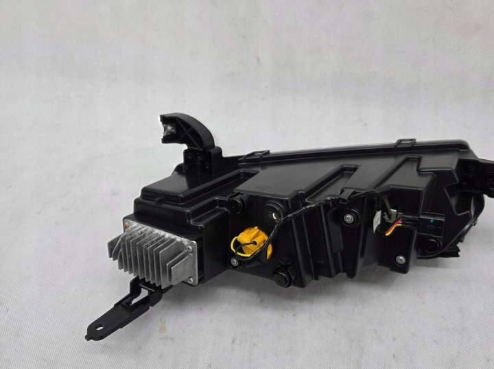 DACIA SPRING PHARE AVANT DROITE KIERNKOWSKAZ FJD COMPLET LED SUPÉRIEURE 266008993R