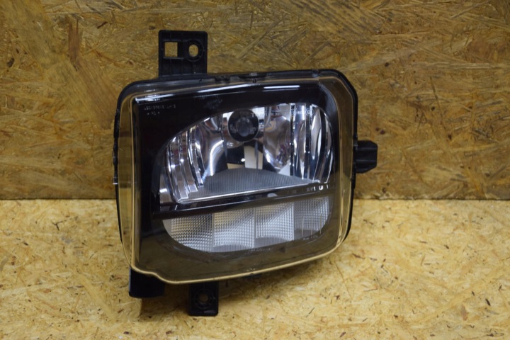 PHARES ANTIBROUILLARD PARE-CHOCS AVANT L/P 2GM94166209S 2GM9416619S T-CROSS ORIGINAL 19-