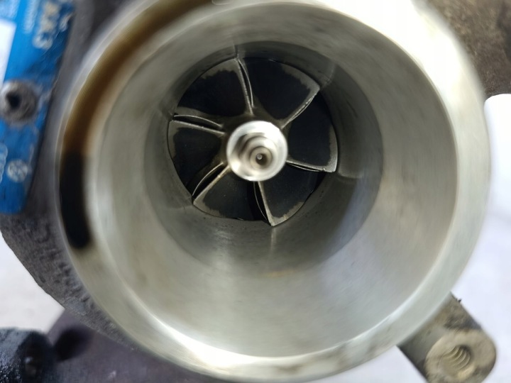 TURBINE AVEC COLLECTEUR VW GOLF V 038253014G KK3 1.9 TDI