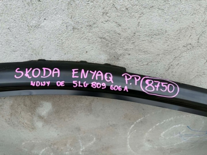 SKODA ENYAQ 5LG SEUIL POTEAU A B DROIT NEUF OE 8750