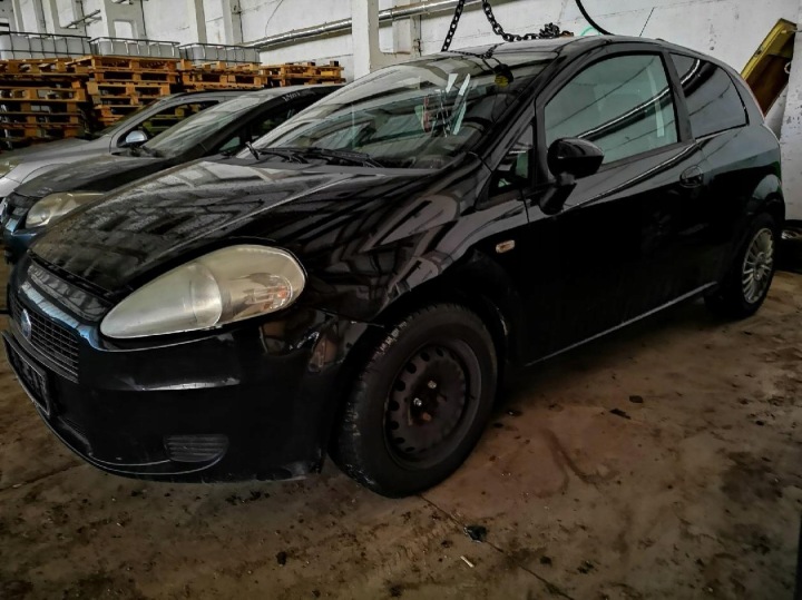 FIAT PUNTO POMPE INJECTION HAUTE PRESSION 2005 1.3L 0445010122