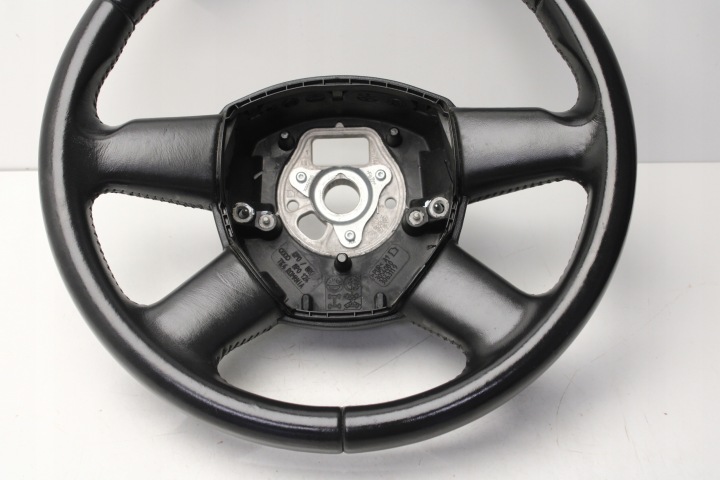 AUDI A4 B8 07R- VOLANT CUIR 8R0419091A