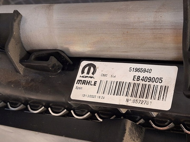 RADIATEURS ENSEMBLE RADIATEURS JEEP RENEGADE 2.4 B AUTOMATE 14- ORGINA