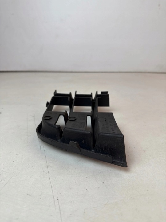 CALANDRE GRILLE PARE-CHOCS DROITE SKODA FABIA II LIFT