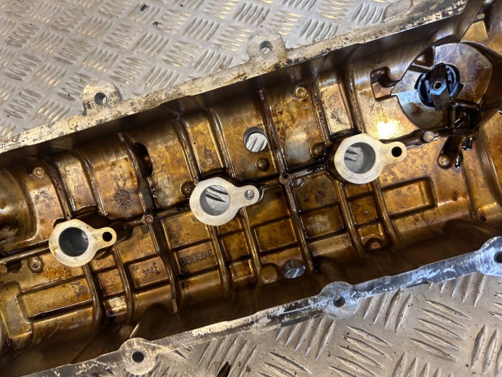 COUVERCLE DE SOUPAPES MASERATI LEVANTE 318086