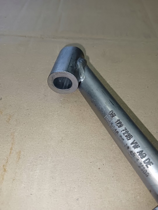 TUYAU FIL HUILES VW AUDI SKODA SEAT 2.0 TDI I 05L145771J 05L129723B