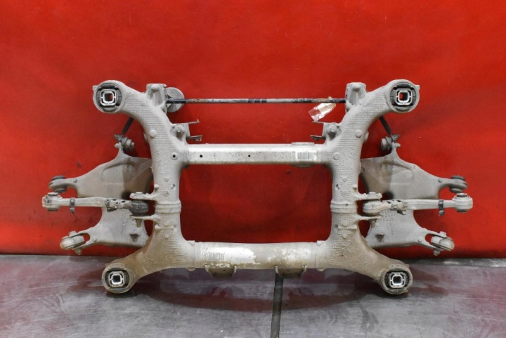 CHÂSSIS POUTRE CHÂSSIS BERCEAU ARRIÈRE 6798545 BMW F11 2.0 D 218 KM 09-13