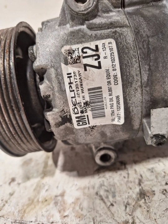 COMPRESSEUR DE CLIMATISATION 15250606 OPEL ASTRA IV J MERIVA B 1.7 CDTI ZJ2