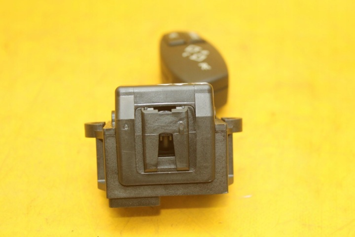 COMMUTATEUR MANETTE CLIGNOTANTS BMW 5 E60 6924103I