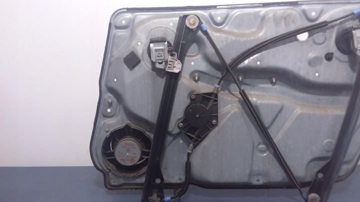 VW PASSAT B5 RESTYLAGE ÉLÉVATEUR VITRES AVANT GAUCHE 3B4837755D 3B4837751LD
