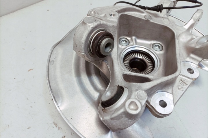 ROTULE DE DIRECTION ARRIÈRE GAUCHE BMW X4 (G02, F98) 6879749 2.0L GASOLINE 135KW 2023