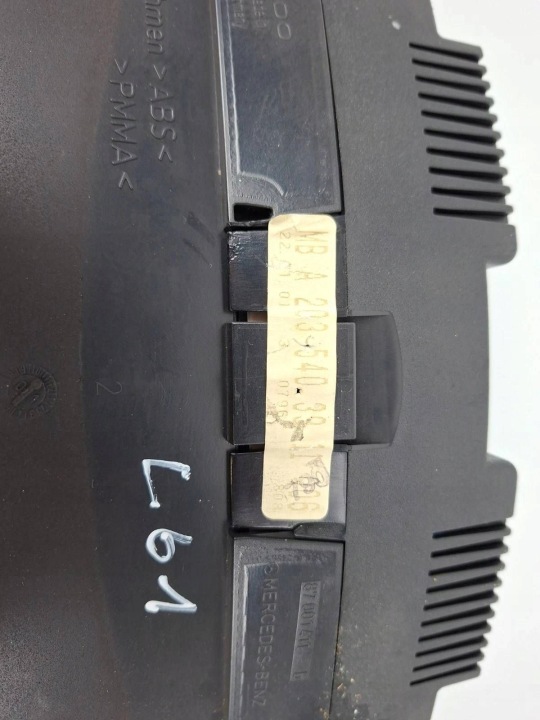 COMPTEUR MERCEDES W203 9400305100 NR304
