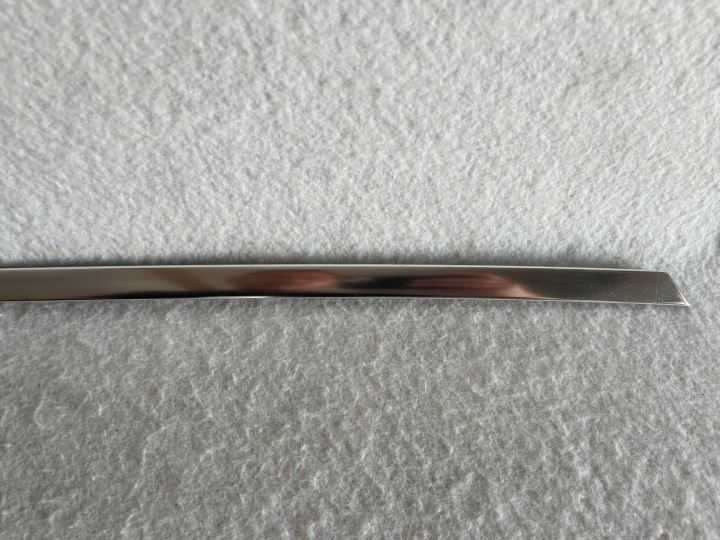 MOULURE VITRES PORTES GAUCHE ARRIÈRE CHROME MERCEDES S205 UNIVERSEL A2056900580