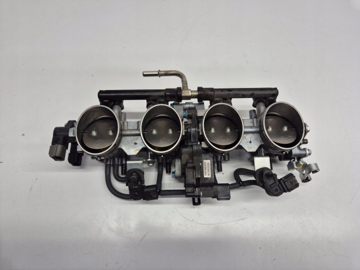 KAWASAKI AVEC 1000 (14-16) PAPILLON DES GAZ WTYSKI