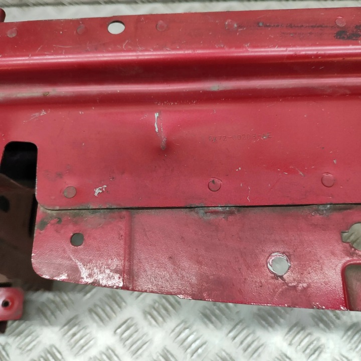 SUPÉRIEURE PIÈCE PANNEAU AVANT LAND ROVER DISCOVERY SPORT (L550) FK7200208AE