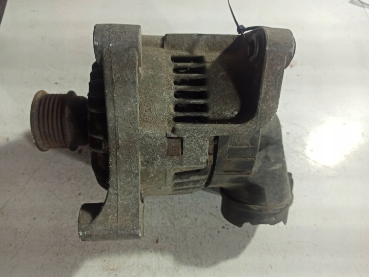 ALTERNATEUR BMW 5 E34 1735743