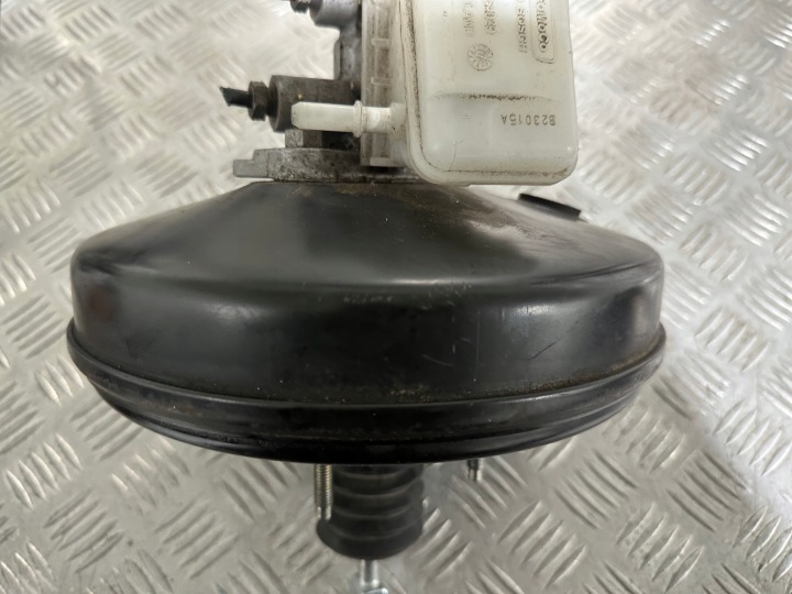 FORD B-MAX SERVO EUROPE AY11-2B195-AA