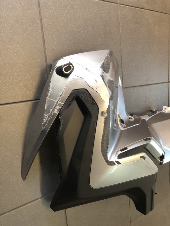 CÔTÉ DROIT DÉFLECTEUR D'AIR PROTECTION HONDA X ADV 750