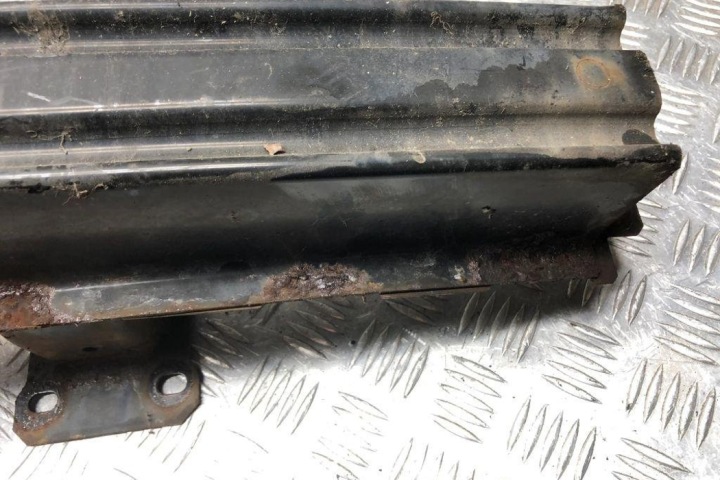 POUTRE AVANT PARE-CHOCS LAND ROVER DISCOVERY SPORT (L550) B46ZA 2.7L