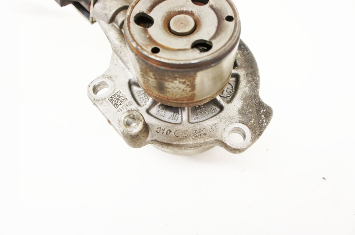 MN072 AUDI A4 B9 2.0TDI POMPE À EAU