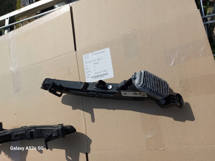 RENAULT ESPACE V LIFT 20-KIERUNKOWSKAZ LED