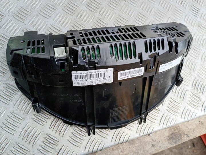 COMPTEUR MERCEDES C W204 2.2 CDI A2044402211