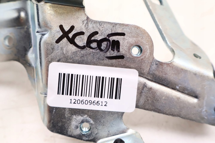 VOLVO XC60 II POMPE POMPE CIRCULATION EAU 31368146, 32324816