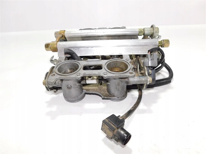 CARBURATEUR CARBURATEURS MOTEUR HONDA VFR 800 RC46 98-01