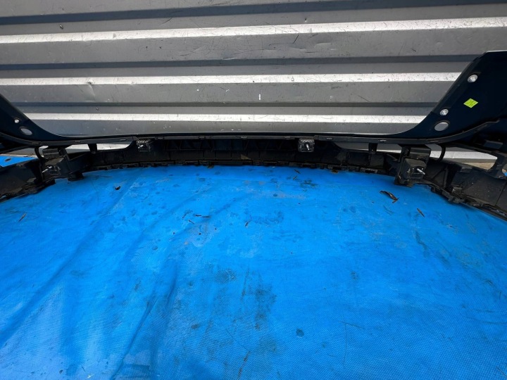 AUDI Q5 8R PARE-CHOCS ARRIÈRE 8R0807511