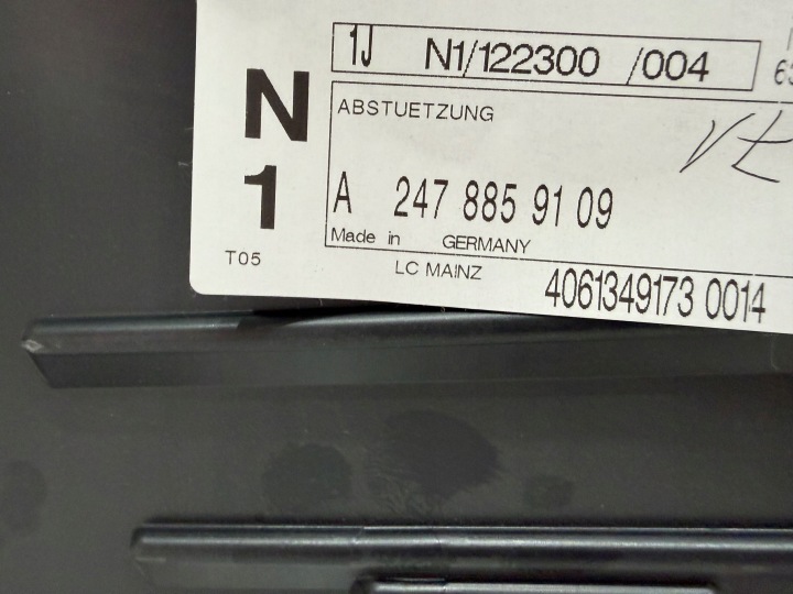 MERCEDES GLA X247 A247 LIFT PLAQUE PROTECTION SOUS PARE-CHOCS NEUF ORIGINAL A2478859109