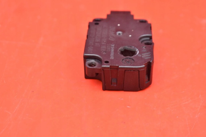 PETIT MOTEUR RÉCHAUFFEURS CZ113930-0854 AUDI A8 D4 4.2 FSI 372 KM 10-14
