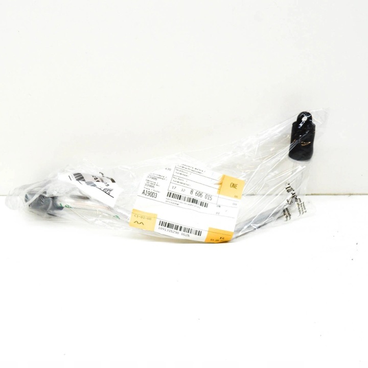 BMW 2 F46 1.5I 75KW TRANSMISSION OIL PIPE 17128606015 2015 OEM