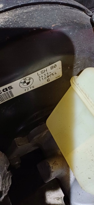 SERVO FREIN BMW 7 E38 1161744